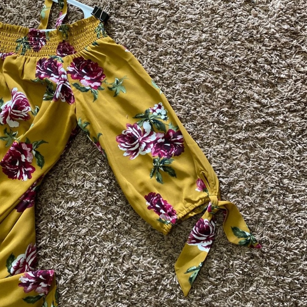 Dress - Picture 2 of 2